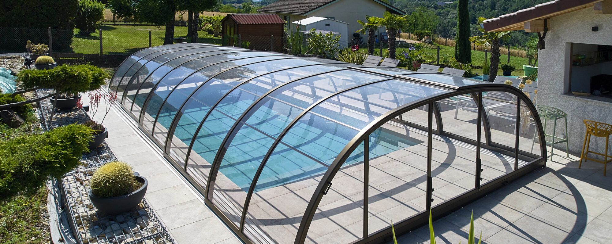 Abri de piscine sur-mesure : l’abri adapté | EuroPiscine