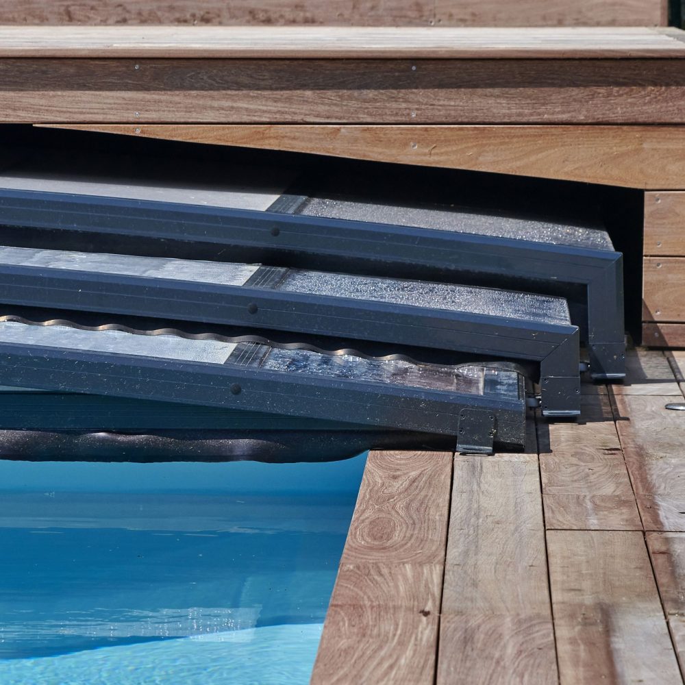 Concept Outdoor : Abri extra-plat sous terrasse